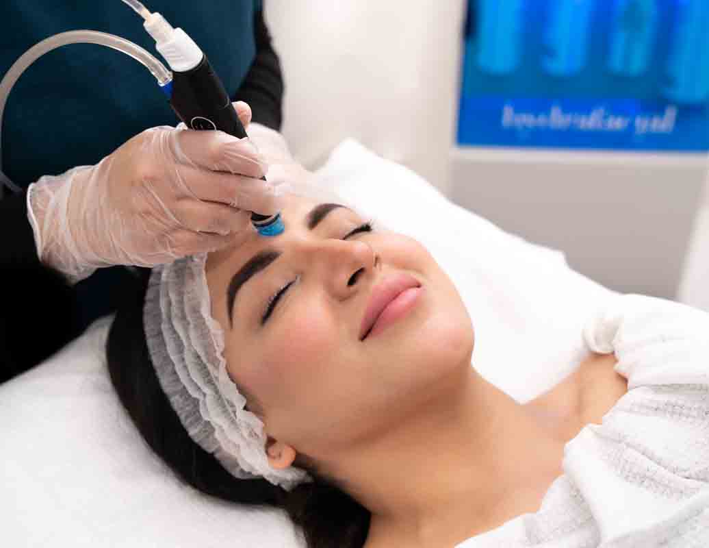 Radiant Glow HydraFacial with Free Eyebrows